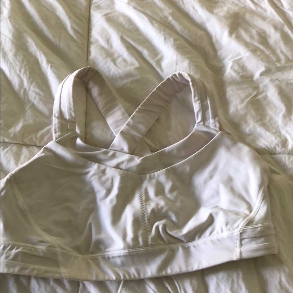 Lululemon sports bra